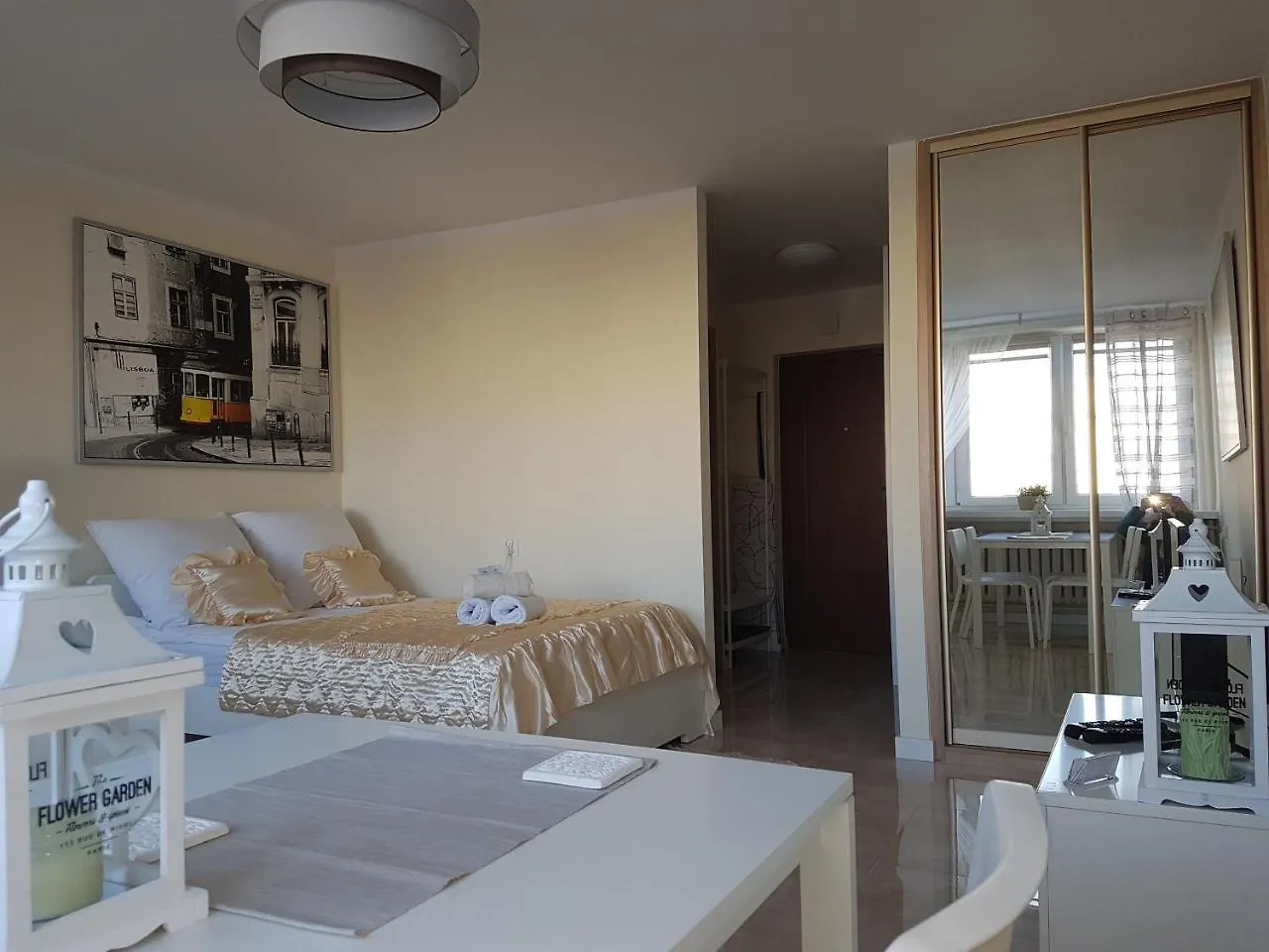 A.G-Apartamenty Warszawa Centrum Polen